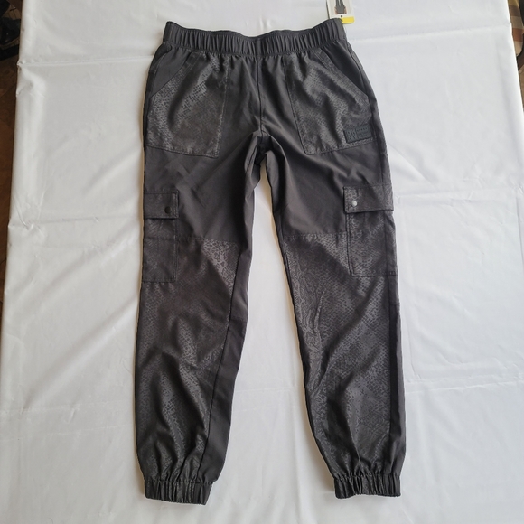 DKNY Snakeskin Print Tracksuit Set - size S - Picture 9 of 15